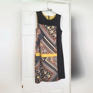 Muse sleeveless straight Size 10 Blk/Gold multi stretch